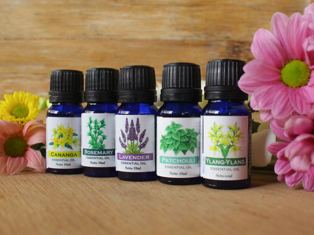 set of essential oil aromatherapy massage wellness spa